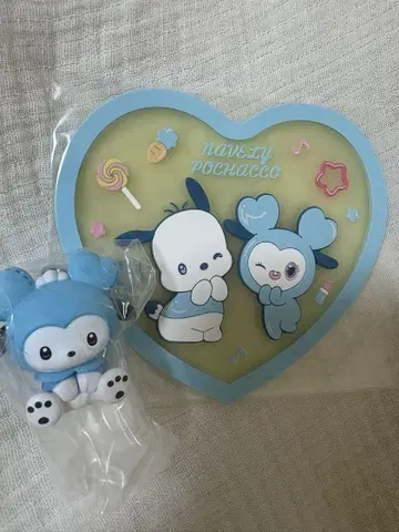 TWICE LOVELYS 산리오 콜라보 가챠가챠