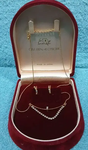 CEST BIEN ACCESSOIRE 목걸이 귀찌 세트