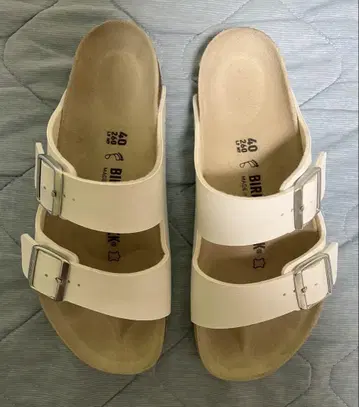 버켄스탁 BIRKENSTOCK 샌들