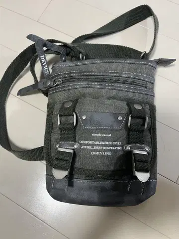 DEVICE 숄더백