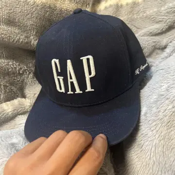 GAP 캡