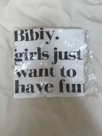 [ 새상품 한정품 ] Bibiy 토트백 화이트