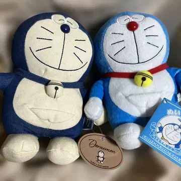 [ 2체 세트 ] 뮤지엄 한정판 도라에몽 봉제 인형 첫 등장ver. 데님