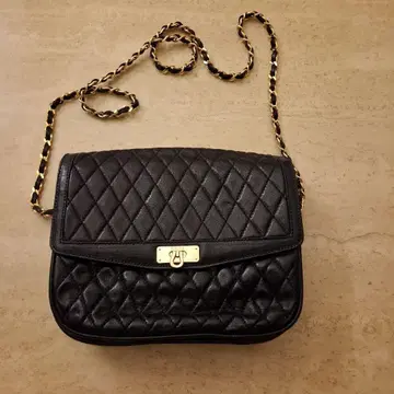 블랙 가죽 퀼팅 숄더백