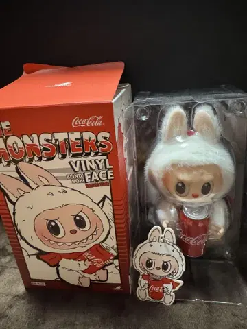 POP MART THE MONSTERS 코카콜라 시리즈 캔