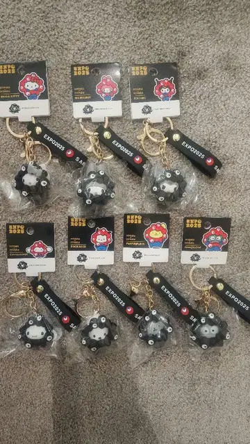 [ 미사용 새상품 ] 미야쿠미야쿠 변신 흑백 키링 7개 세트