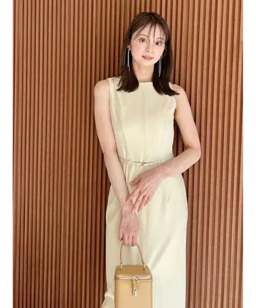 Sustainable 벨티드 I라인 원피스