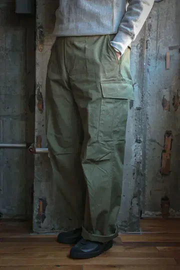 KENNETH FIELD V6P S 사이즈