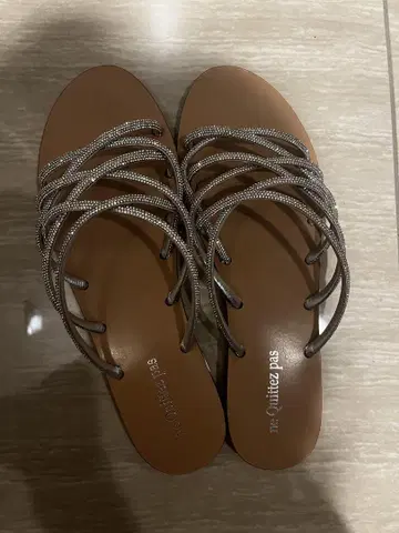 누키테파 키라키라 샌들