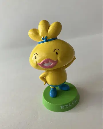 머리가 흔들리는 오뎅군 피규어