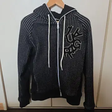 우노피우노우과레토레 릴랙스 후디