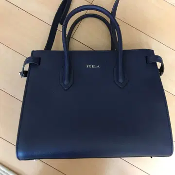 FURLA 네이비 핸드백
