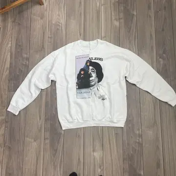 Thrifty look 스리프티 룩 도킹 맨투맨 리메이크