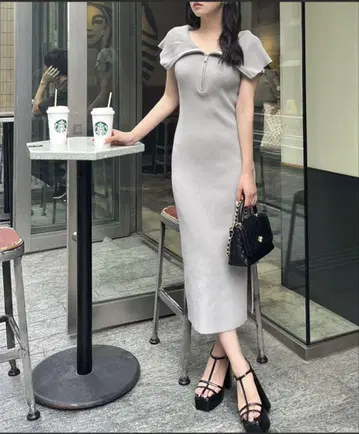 로얄 파티 빅 칼라 하프 ZIP 타이트 원피스