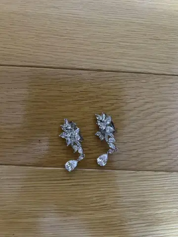 웨딩 액세서리 귀찌