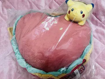 PIKACHU DINER 피카츄 다이너 햄버거 쿠션