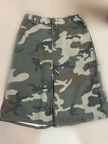 카모플라쥬 카고 숏팬츠 사이드 포켓 포함