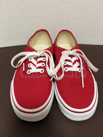 VANS 오센틱 스니커즈