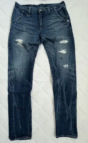 SOPHNET. 데미지 가공 다크 블루 데님 팬츠