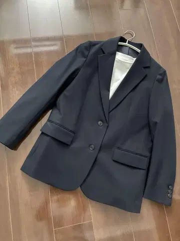 새상품 UNIQLO 네이비 테일러드 자켓 네이비 컬러 S 스테디셀러