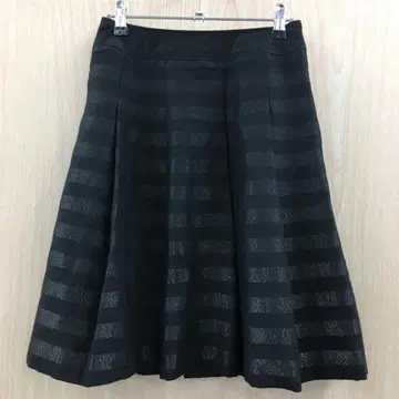 미쉘클랑 플리츠풍 플레어 스커트 F0829A01