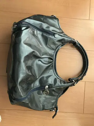 사보이 네이비 광택 백