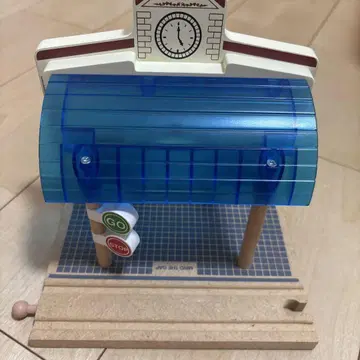 MOKUTRAIN 역