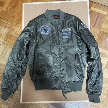 MA-1 플라이트 자켓 올리브 그린