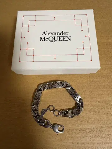 Alexander McQUEEN 체인 팔찌
