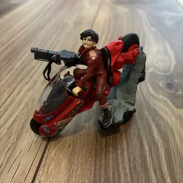 AKIRA 카네다와 바이크