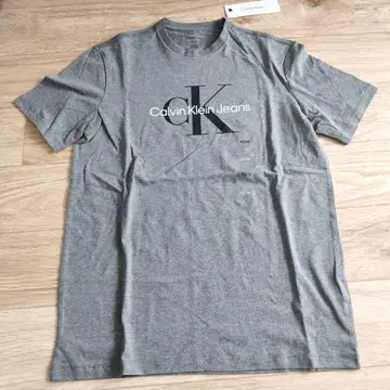 [ 미사용 새상품 ] 캘빈클라인 t셔츠 xs 미국 구매품