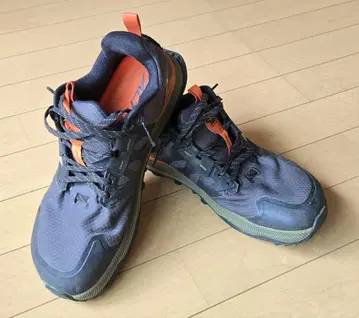 ALTRA LONE PEAK 7 us8.5 (26.5 상당)