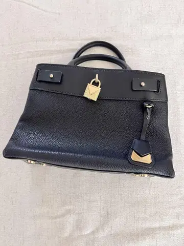MICHAEL KORS 네이비 핸드백