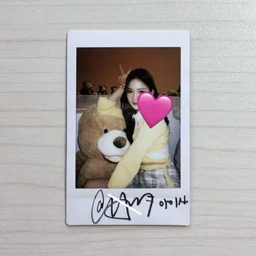STAYC 아이사 폴라로이드 친필 사인 포함 Teddy Bear