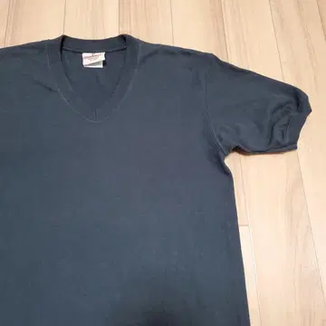 GOODWEAR 굿웨어 V넥 T셔츠 미국제