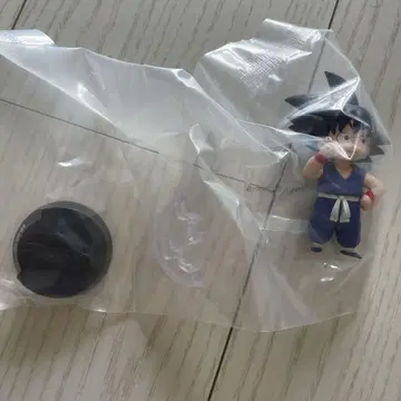 제일복권 드래곤볼 어셈블 피규어 A상 손오공 보라색 도복 레어 아소