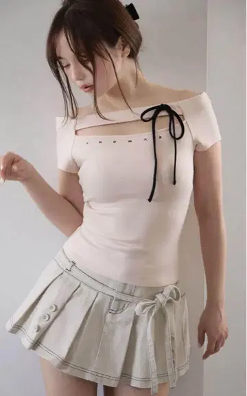 Andmary Dada 리본 탑 핑크 베이지