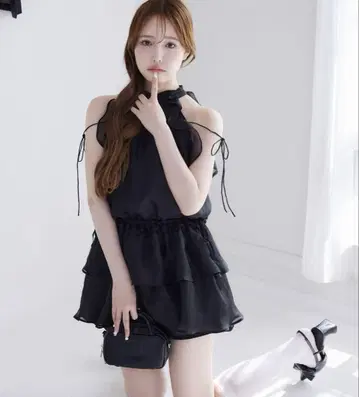 NICE CLAUP 아메스리 미니 원피스