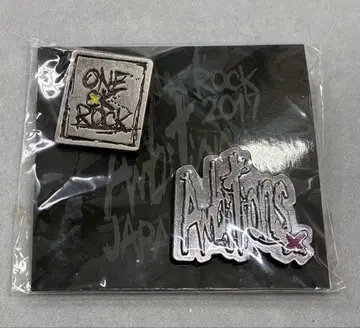 미개봉 ONE OK ROCK 2017 투어 핀즈