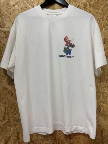 Nintendo 64 슈퍼 마리오 T셔츠 L
