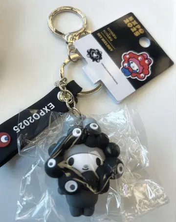 간사이 만박 한정판 블랙 미야쿠미야쿠 산리오 변신 키링 마이멜로디