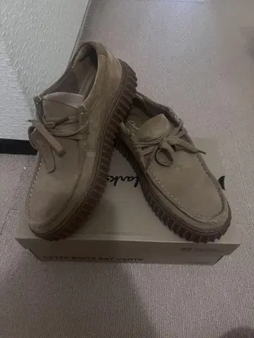clarks 통굽 스니커즈