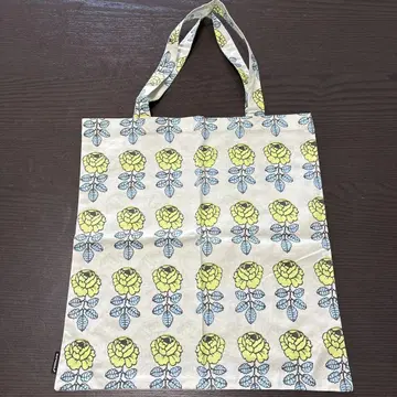 마리메꼬 Vihkiruusu (비히키루스) 토트백