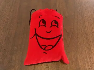웃음 주머니 음성 있음