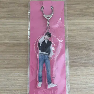 트레저 윤재혁 아크릴 키링