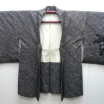 겉옷 겉옷 끈 오목 무늬 꽃무늬 일본 의류 기모노