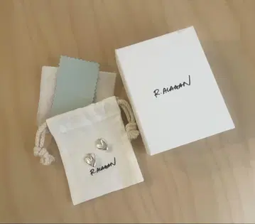 라라간 하트 귀걸이