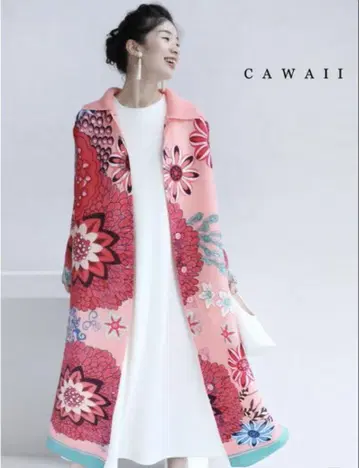 KAWAII 시선을 사로잡는 선명한 꽃 아코디언