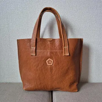 아인소프 가죽 토트백 카멜