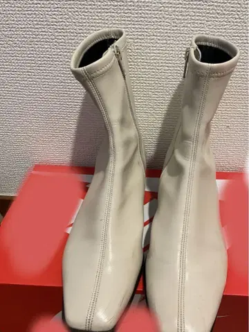 르플레 주이르 크림 베이지 숏부츠